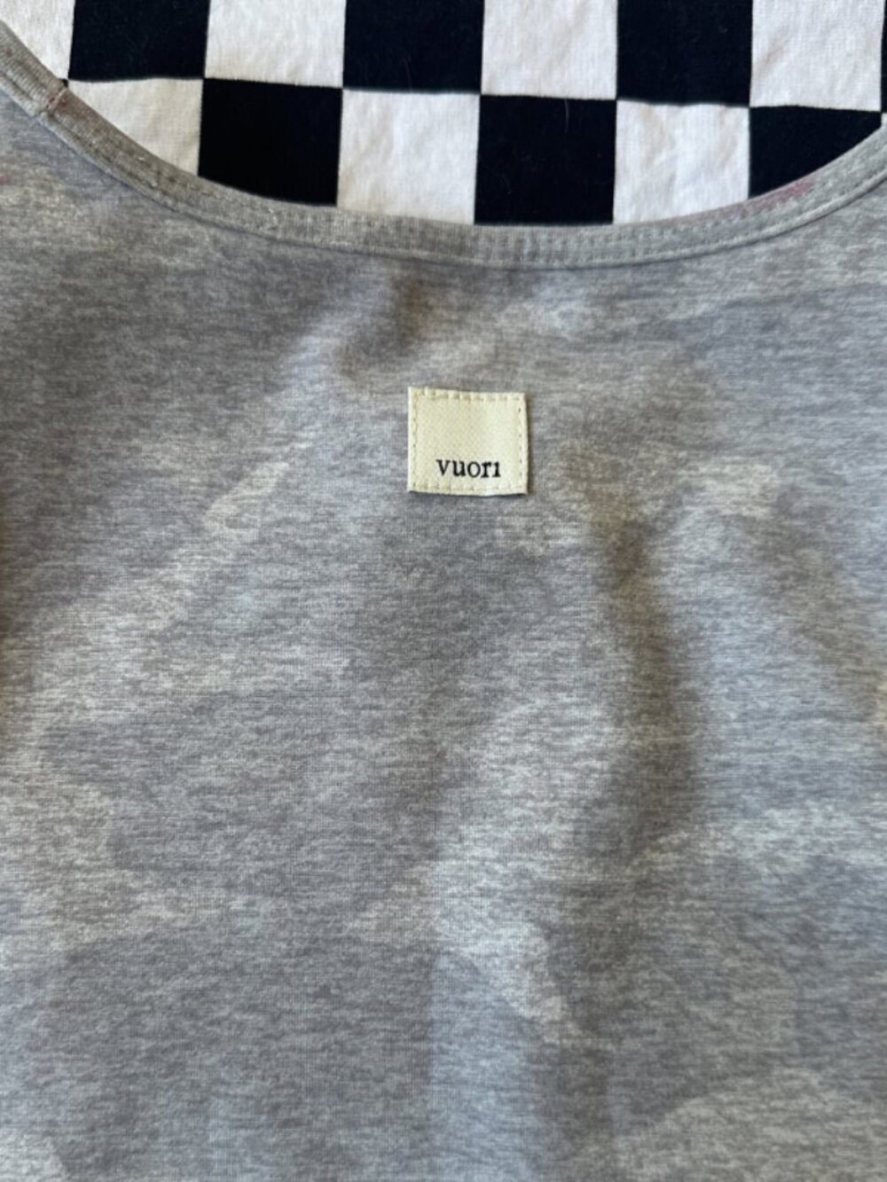Vuori Grey Camo Workout Crop Tank - Picture 6 of 8